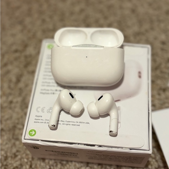 Apple AirPods Pro 2nd Generation Noise Cancelling Earbuds Model A3047 USB-C - Picture 5 of 9